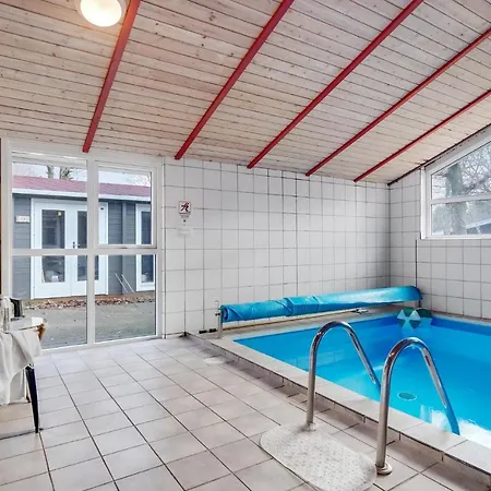 4 Bedroom Lovely In * Oksbøl
