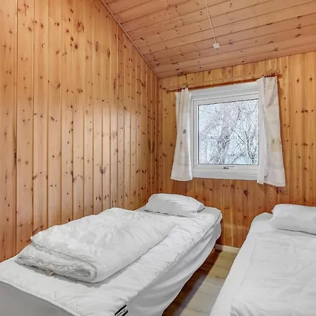 Ferienhaus 4 Bedroom Lovely In *