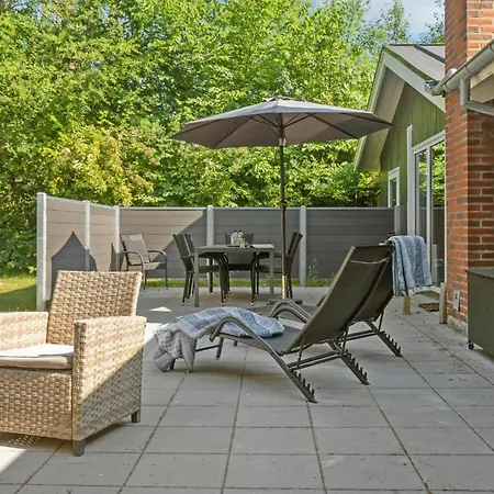Ferienhaus 4 Bedroom Lovely In *